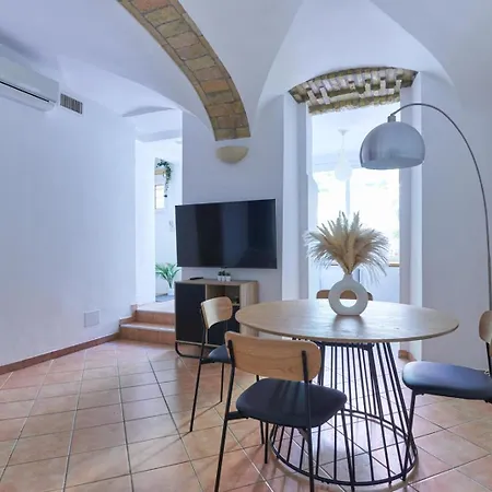 Splendida Casa Con Giardino Roma